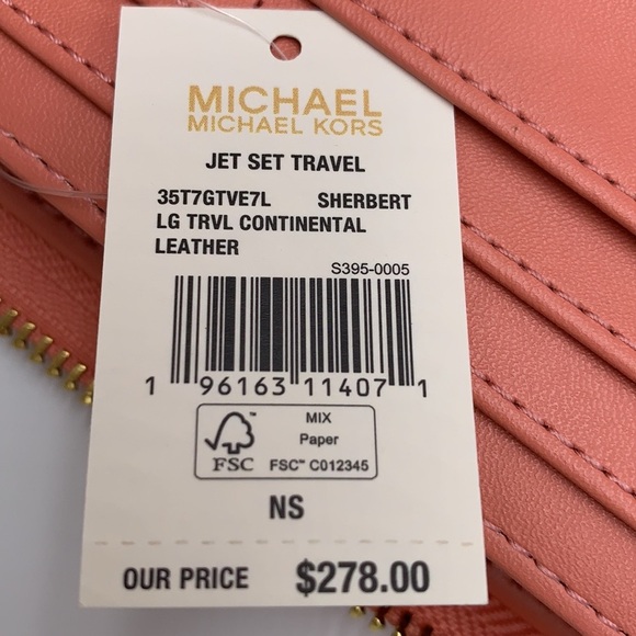 MICHAEL KORS Jet Set Travel Large Travel Continental Leather
Color: SHERBERT - Picture 15 of 16